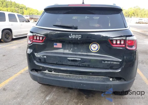 2018 Jeep Compass Limited 4X4 z USA, uszkodzony, nr VIN 3C4NJDCB0JT423253